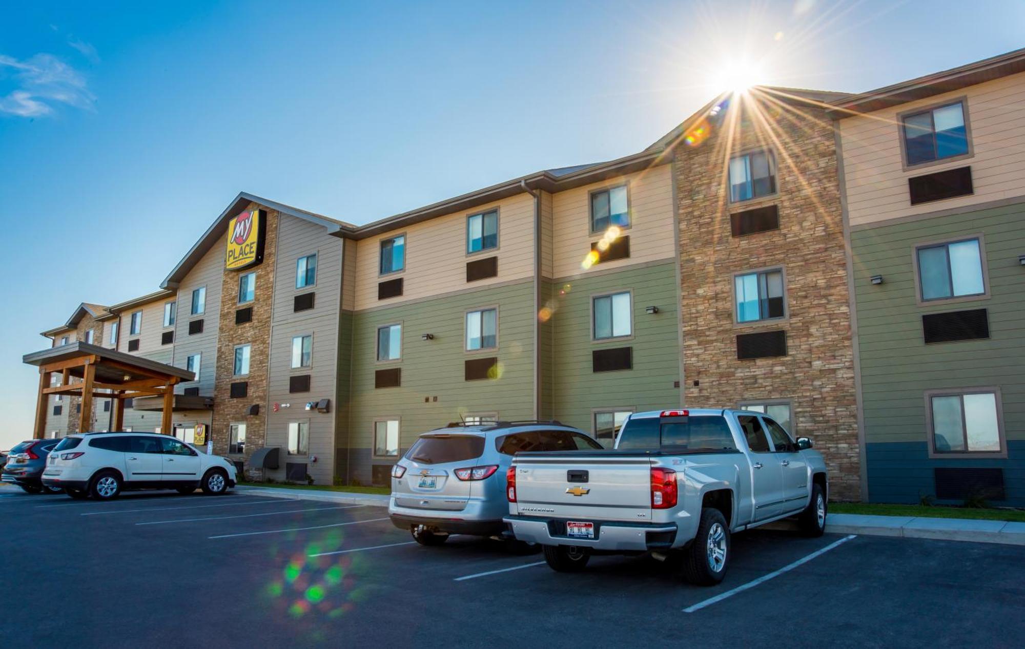 My Place Hotel Rapid City Buitenkant foto
